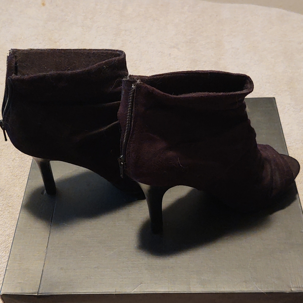 Women's heeled booties. Size 7.5. used.